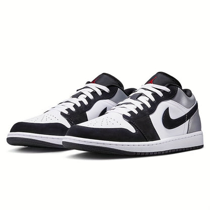 Air Jordan 1 Low SE  blanco/negro/plateado mate/rojo fuego